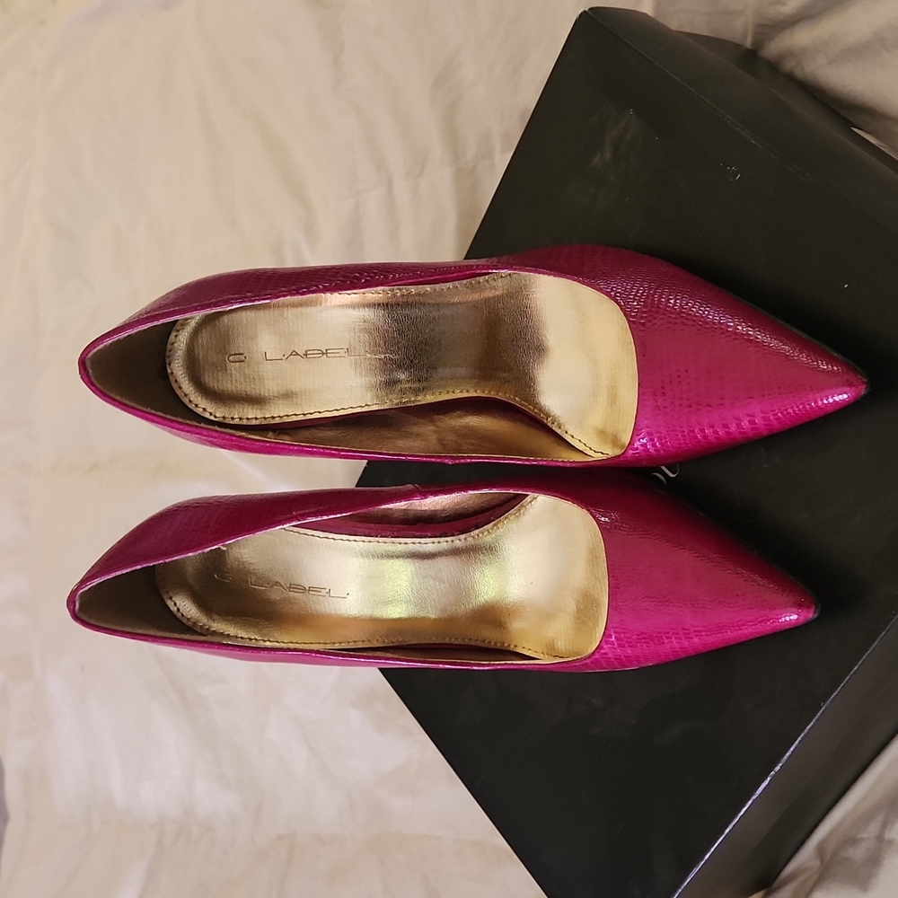 Just Fab Fuchsia Pumps Size 8.5